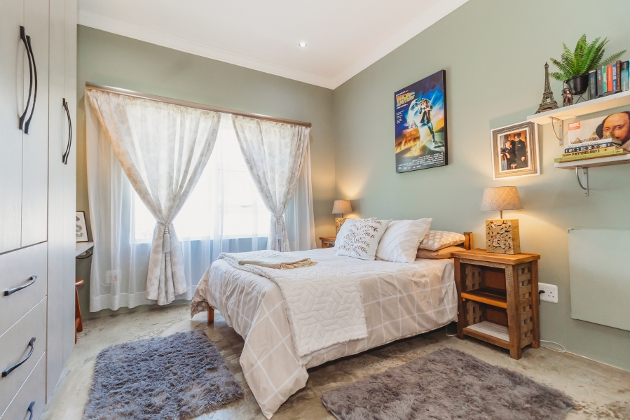 5 Bedroom Property for Sale in Heather Park Western Cape